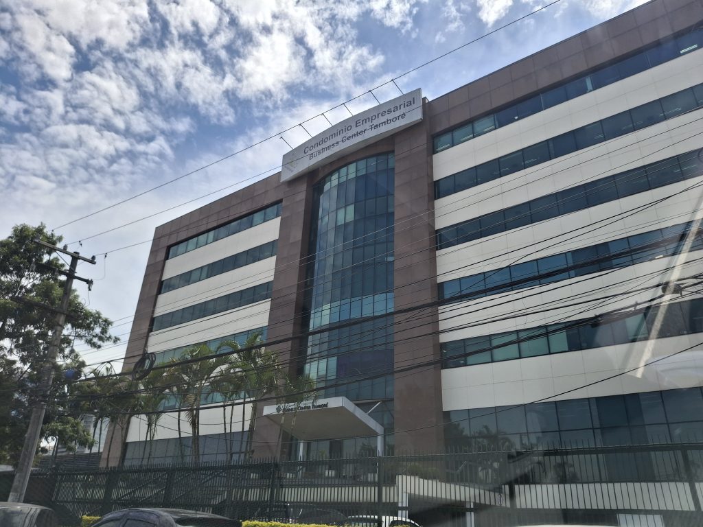 GALPÃO PREMIUM PARA LOCAÇÃO NO BUSINESS CENTER TAMBORÉ