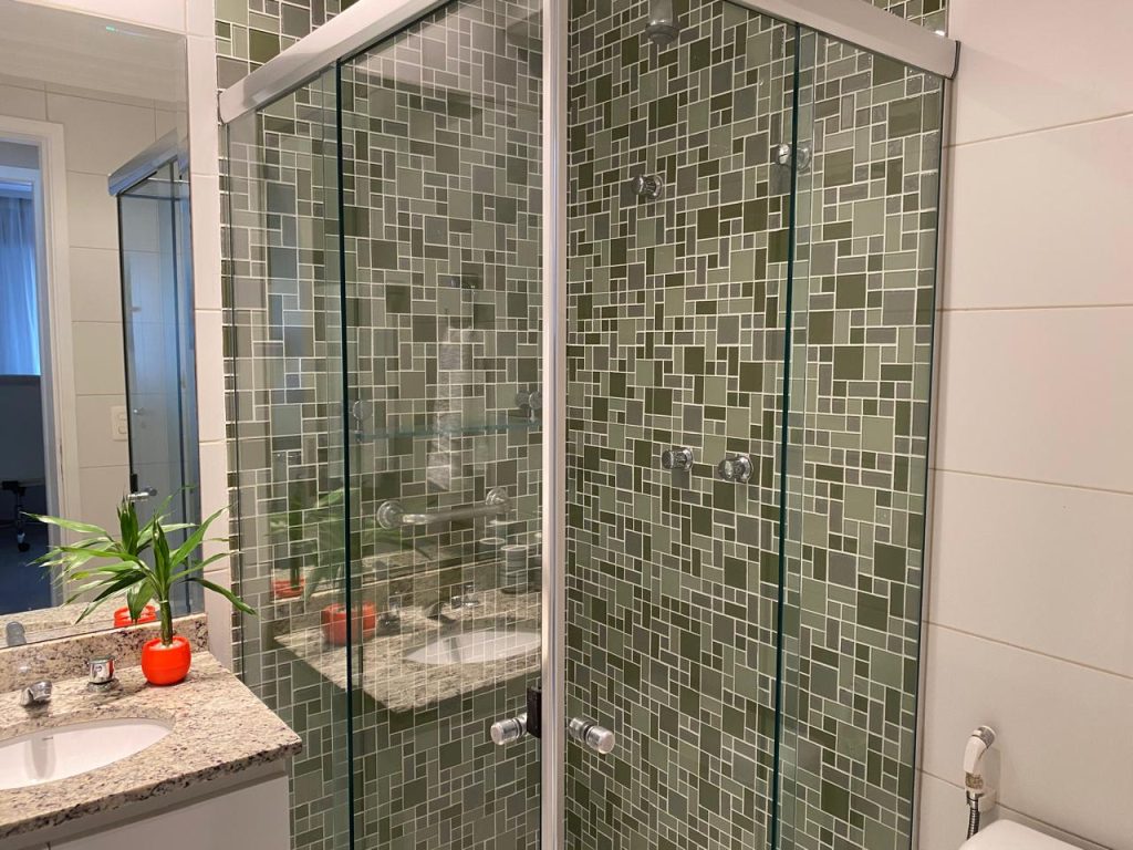 Alphaville: Viva o conforto, o luxo e a segurança que você e sua família merecem!