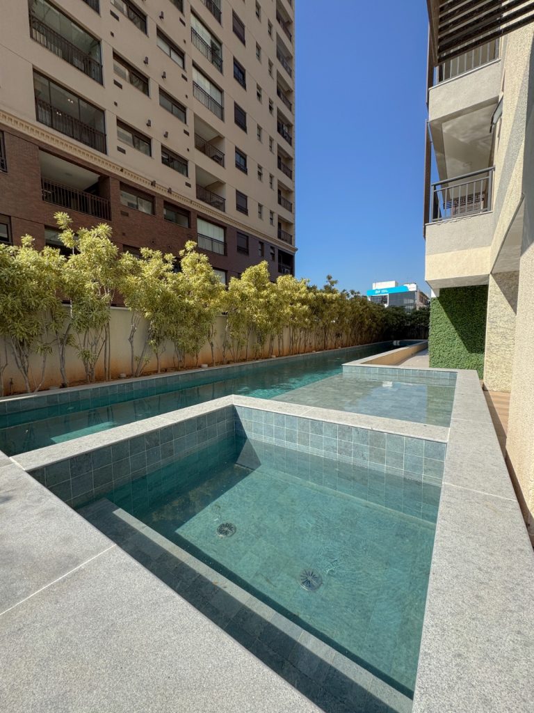 EDIFÍCIO FIORI – ALTO PADRÃO PARA LOCAÇÃO NO 18 DO FORTE, ALPHAVILLE!