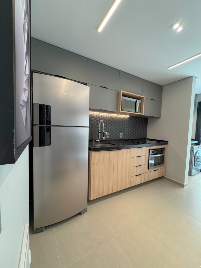 EDIFÍCIO FIORI – ALTO PADRÃO PARA LOCAÇÃO NO 18 DO FORTE, ALPHAVILLE!