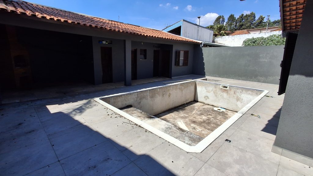 CASA TÉRREA EM CONDOMÍNIO – OPORTUNIDADE COM POTENCIAL DE VALORIZAÇÃO EM COTIA!