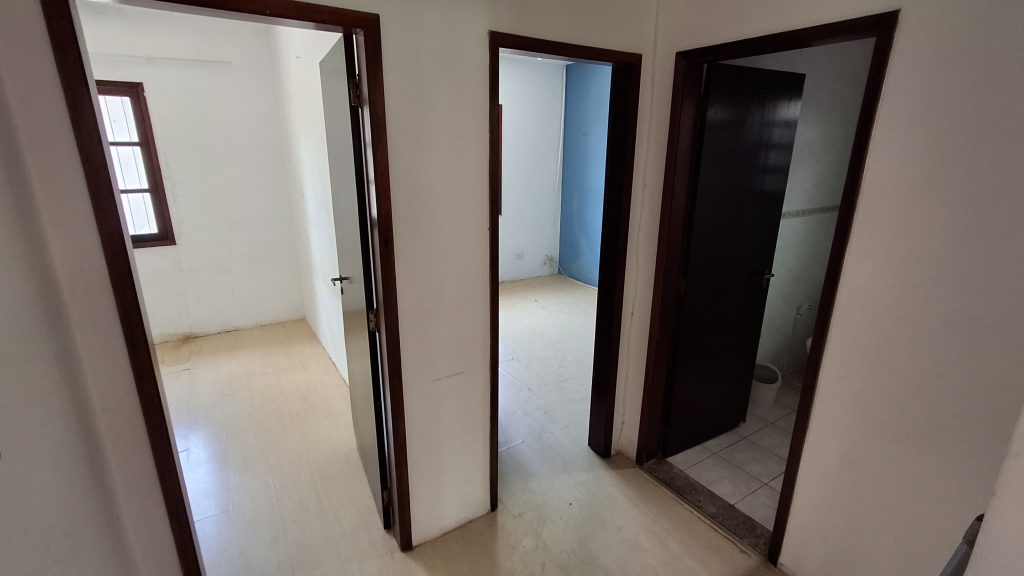 CASA TÉRREA EM CONDOMÍNIO – OPORTUNIDADE COM POTENCIAL DE VALORIZAÇÃO EM COTIA!